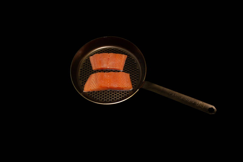 Grill Skillet 10" - Cast-A-Way Carbon